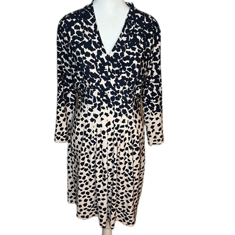 Catherine Via Modena Black & White Abstract Print Faux Wrap Dress - Size Small